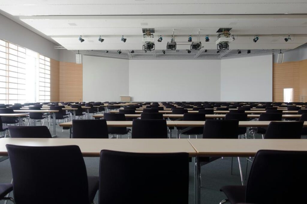 Best Office Projectors for Professional Presentations